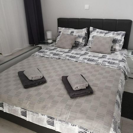 Gray Luxe Lägenhet Belgrad Exteriör bild