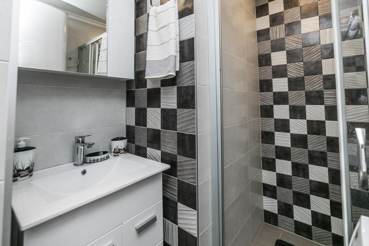 Gray Luxe Lägenhet Belgrad Exteriör bild