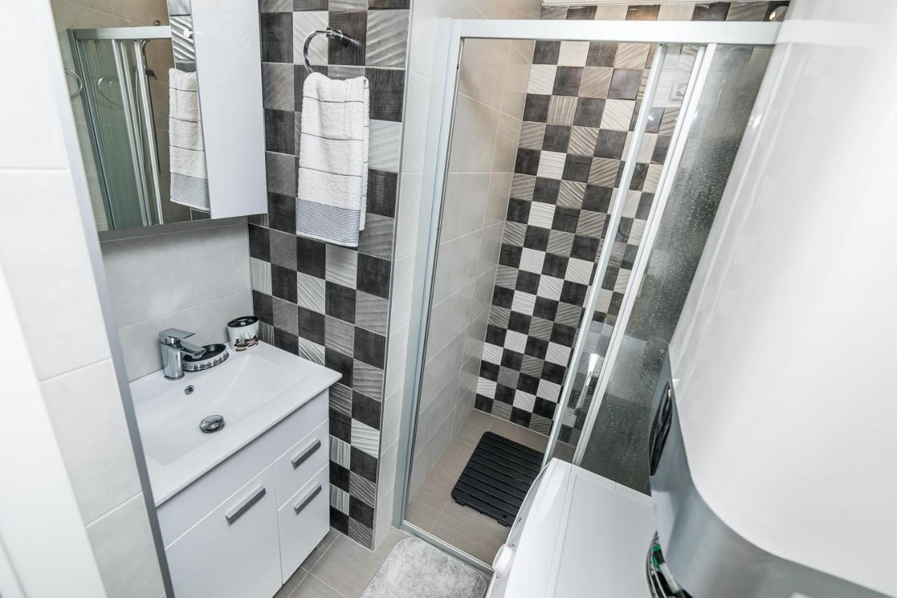 Gray Luxe Lägenhet Belgrad Exteriör bild