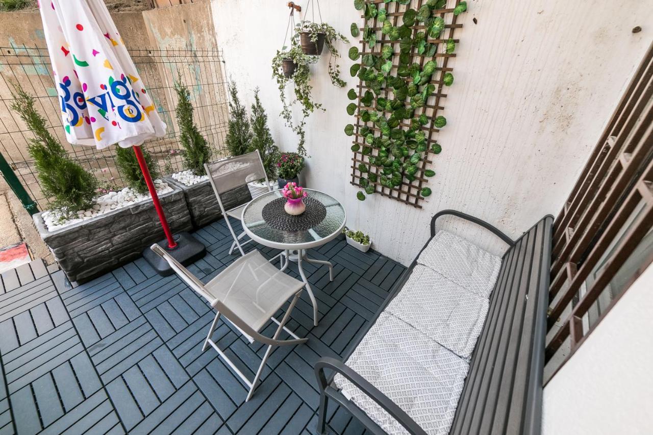 Gray Luxe Lägenhet Belgrad Exteriör bild