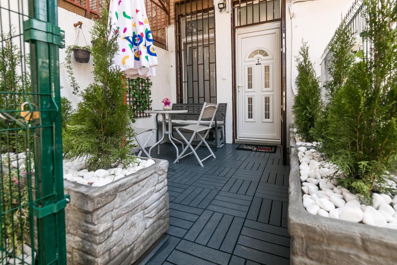 Gray Luxe Lägenhet Belgrad Exteriör bild