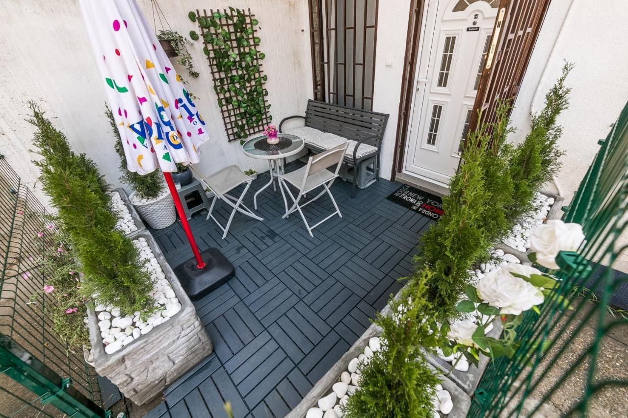 Gray Luxe Lägenhet Belgrad Exteriör bild